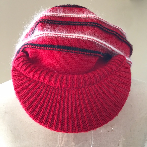 Hat - Picture 2 of 4